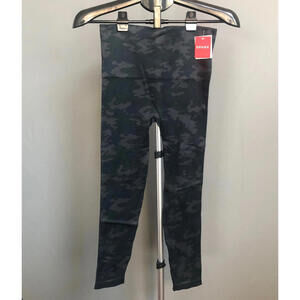 NWT Spanx Womens Look At Me Now Seamless Camo Leggings L Black/Gray